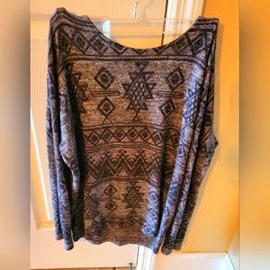 Gray & Black Long Sleeve Shirt